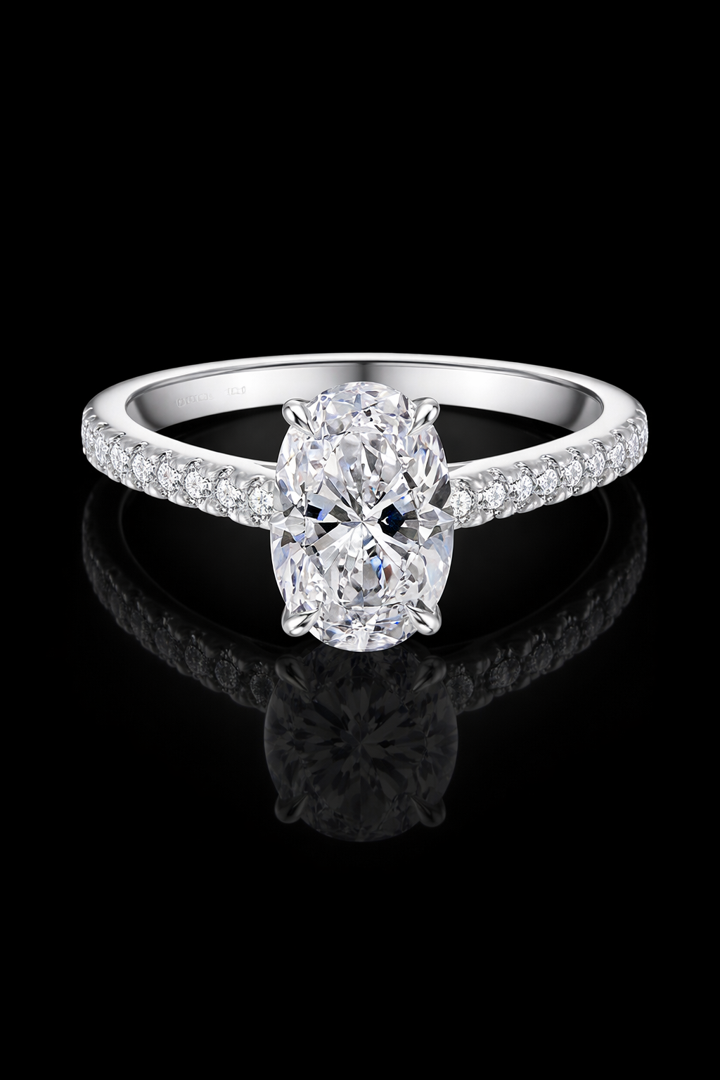 Celeste Oval Ring