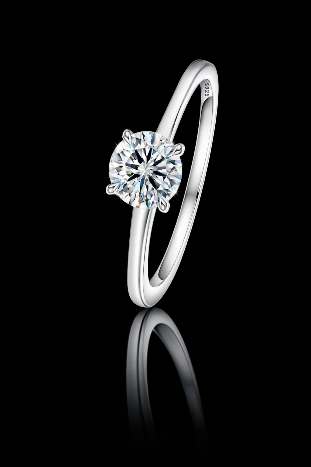 Round Cut Moissanite Ring